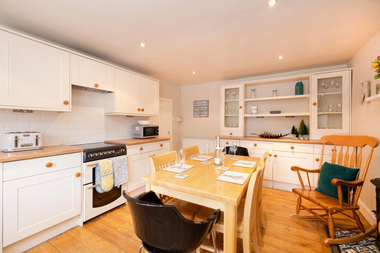 2 Bed Haywood Cottage With Garden Stenton Kültér fotó
