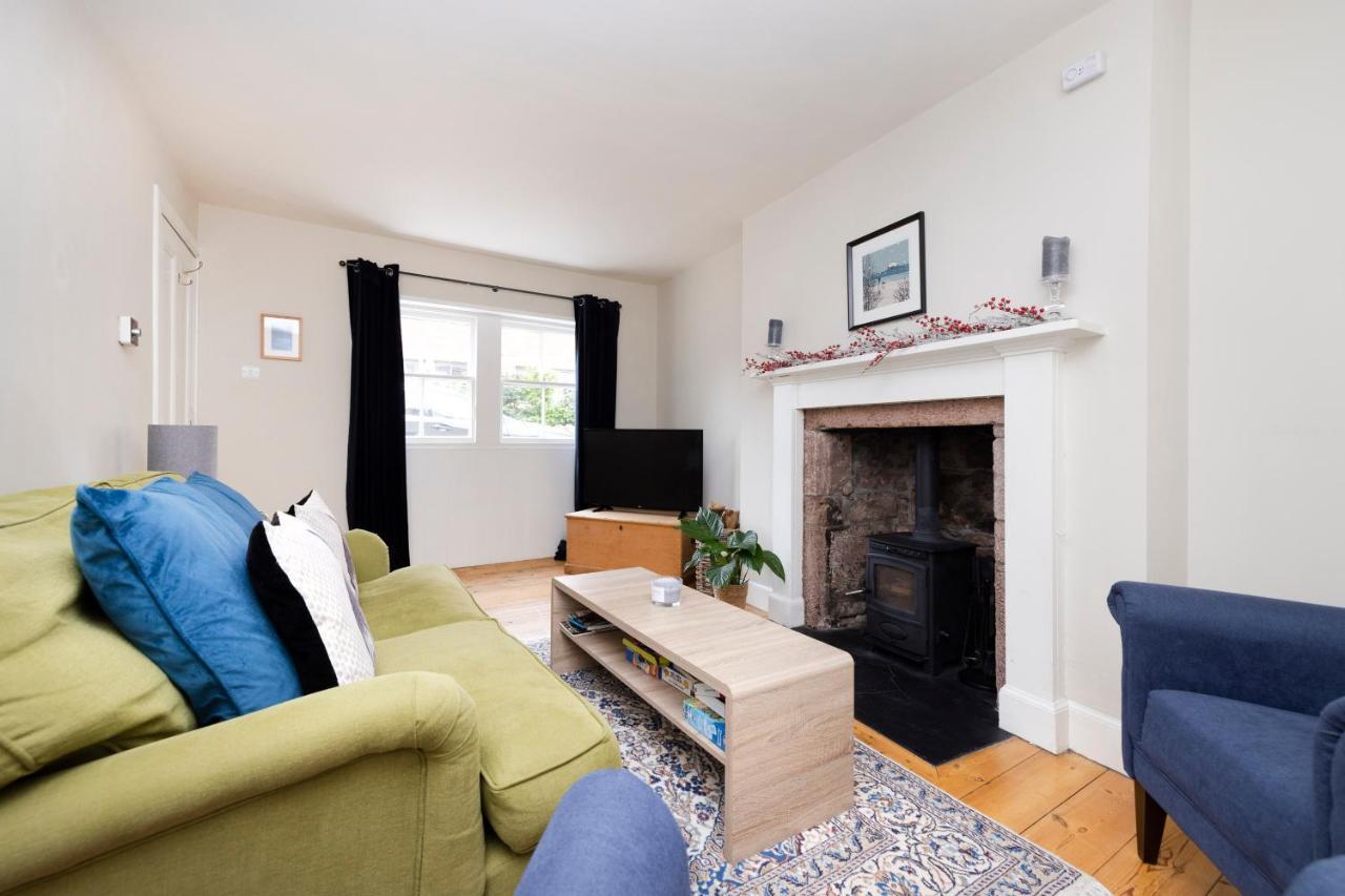 2 Bed Haywood Cottage With Garden Stenton Kültér fotó