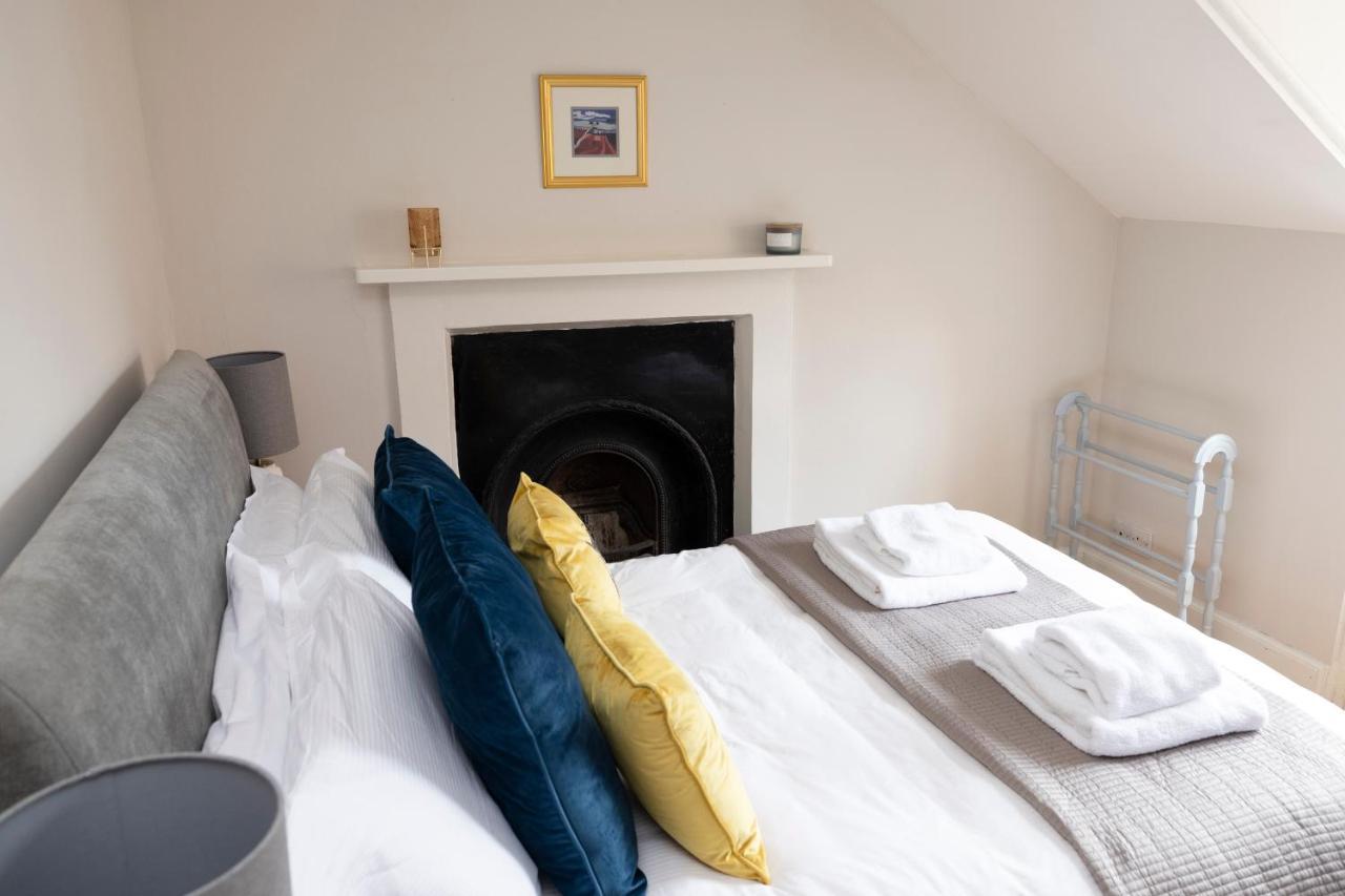 2 Bed Haywood Cottage With Garden Stenton Kültér fotó