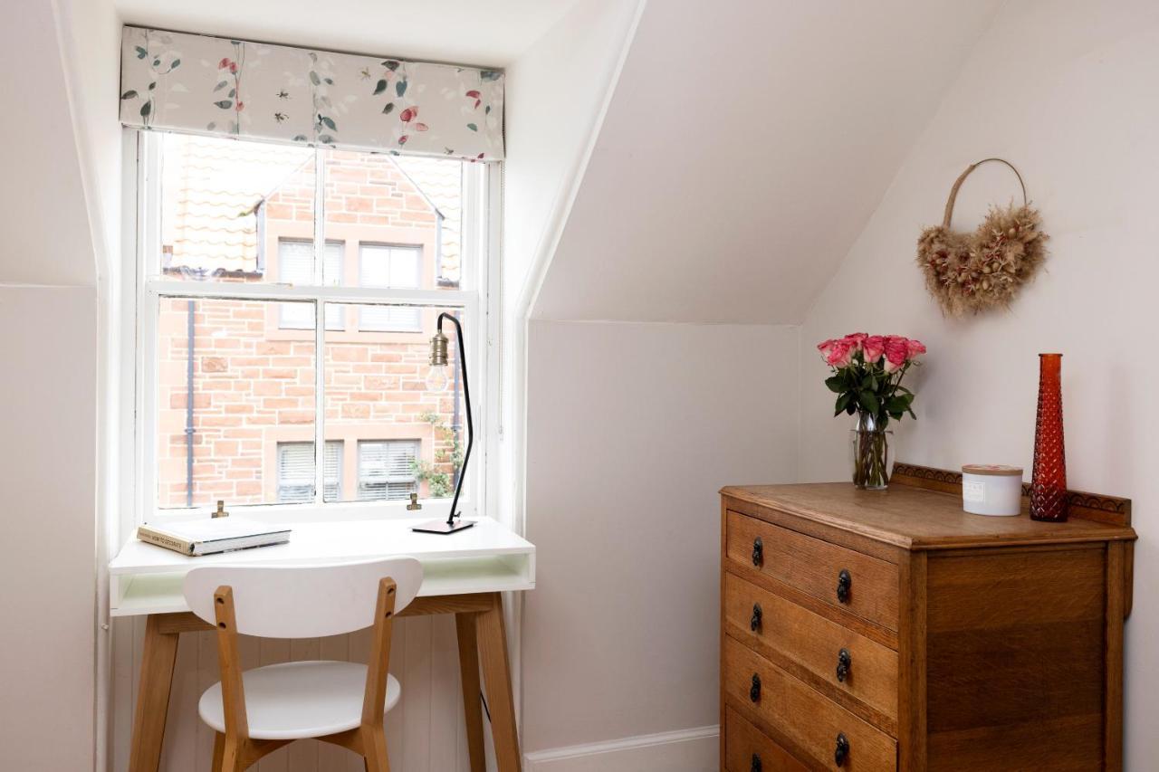 2 Bed Haywood Cottage With Garden Stenton Kültér fotó