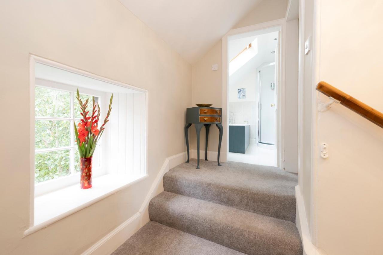 2 Bed Haywood Cottage With Garden Stenton Kültér fotó