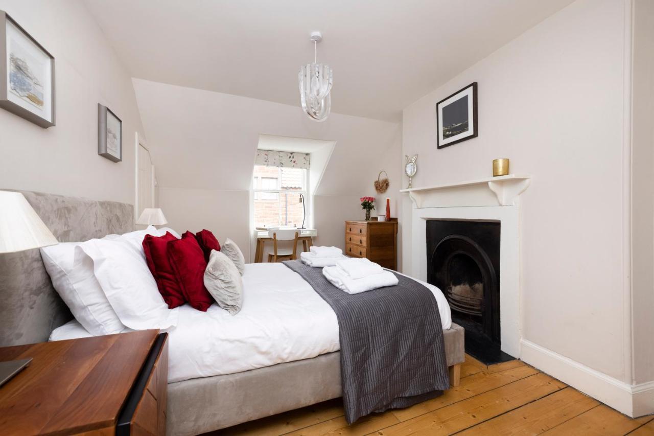 2 Bed Haywood Cottage With Garden Stenton Kültér fotó